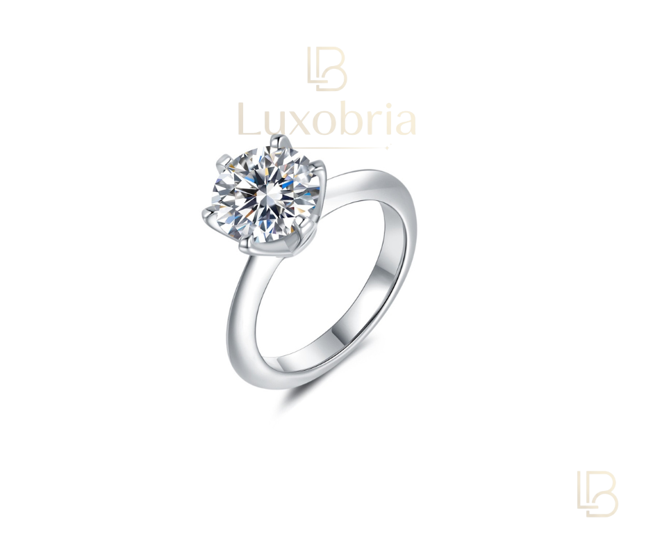 Classic 6-Prong Solitaire Ring S925 Sterling Silver Moissanite Ring (Silver)